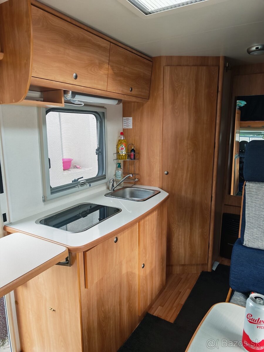 Autokaravan Ford Transit 2.0 - 6