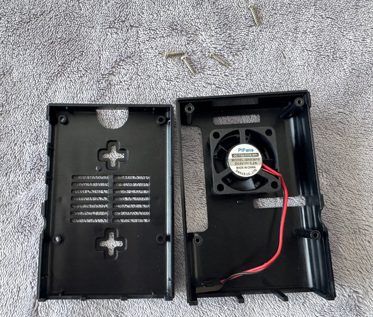Raspberry Pi obal s ventilátorom - 6