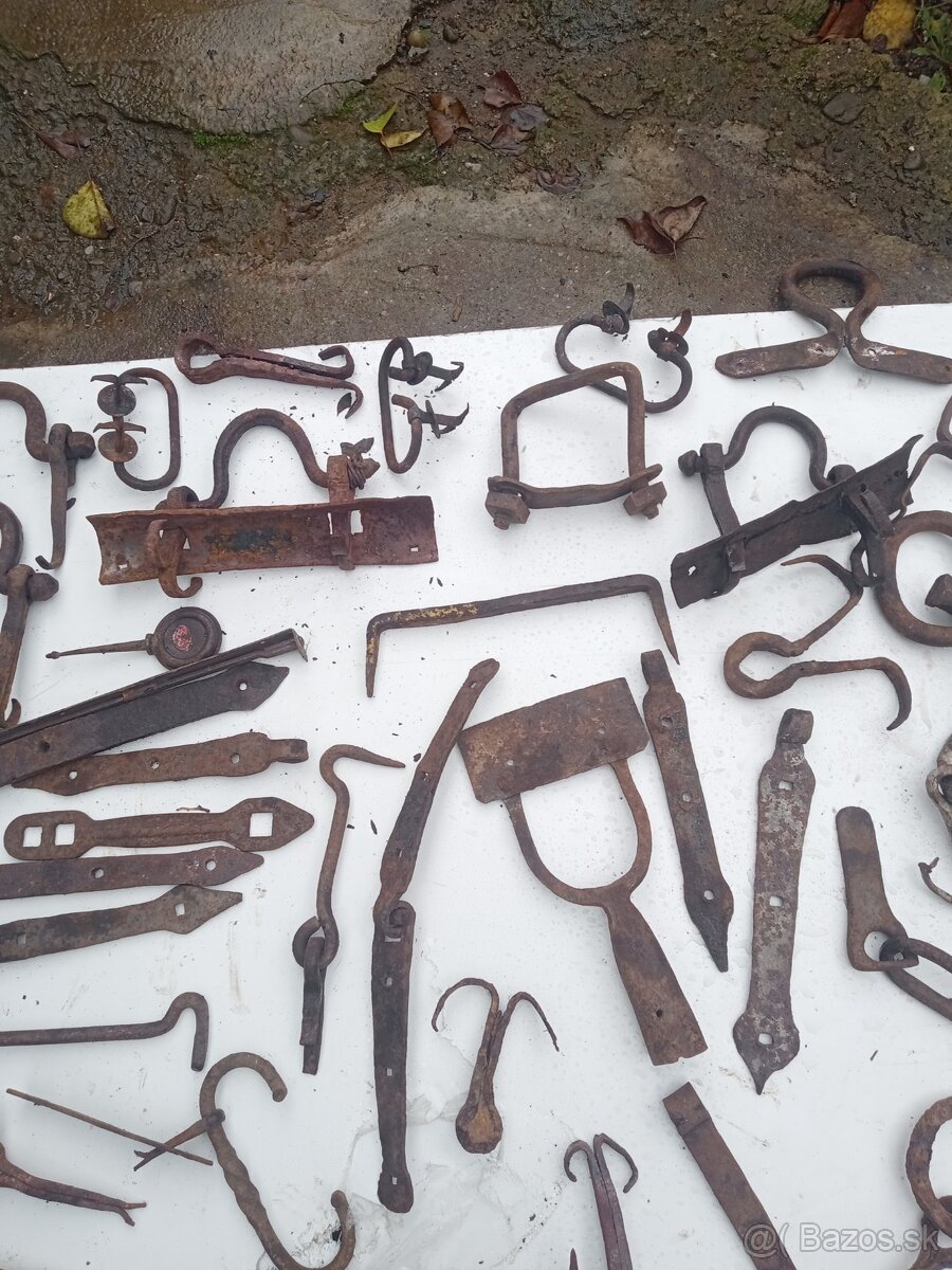 Staré kované výrobky veci - 6