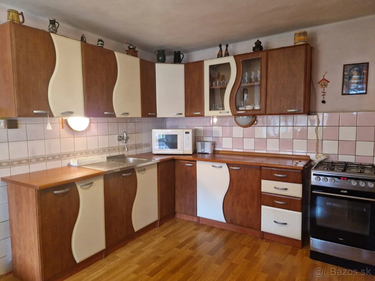3,5 izb. dom PREDAJ Veľké Zálužie - 6