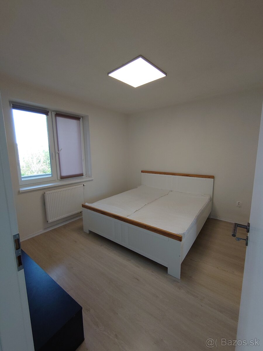 Byt Žarec 2 izbový s balkónom - 6