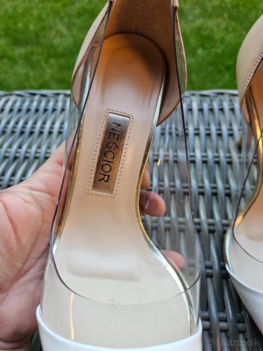 Lodicky Nescior v. 39 - 6