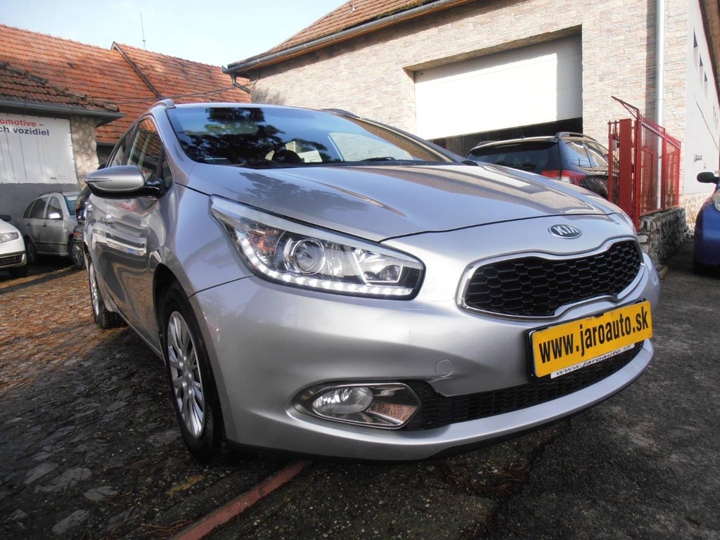Kia Cee´d SW 1.6 GDI TX/Platinum - 6