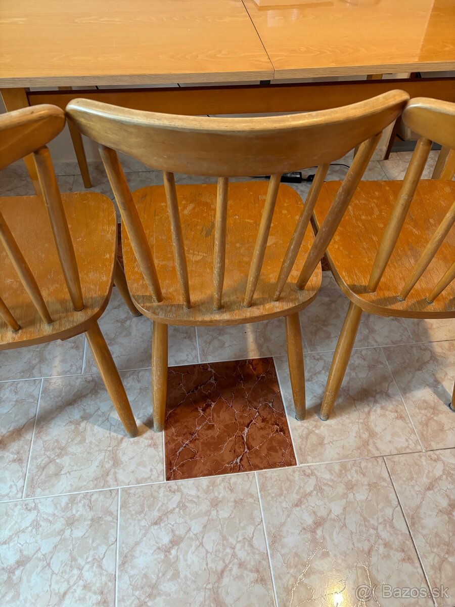 Drevené stoličky 4 ks - 6