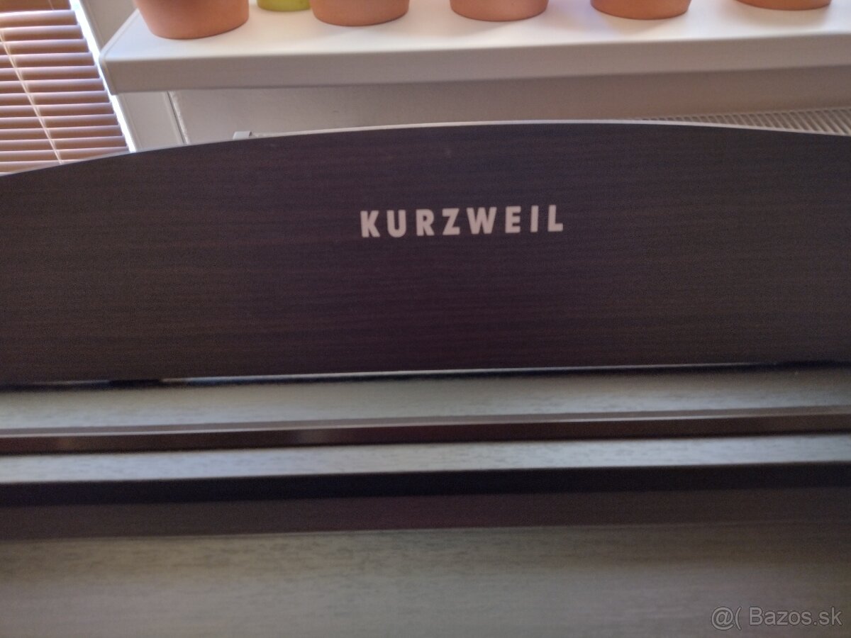 Elektronické piano KURZWEIL - 6