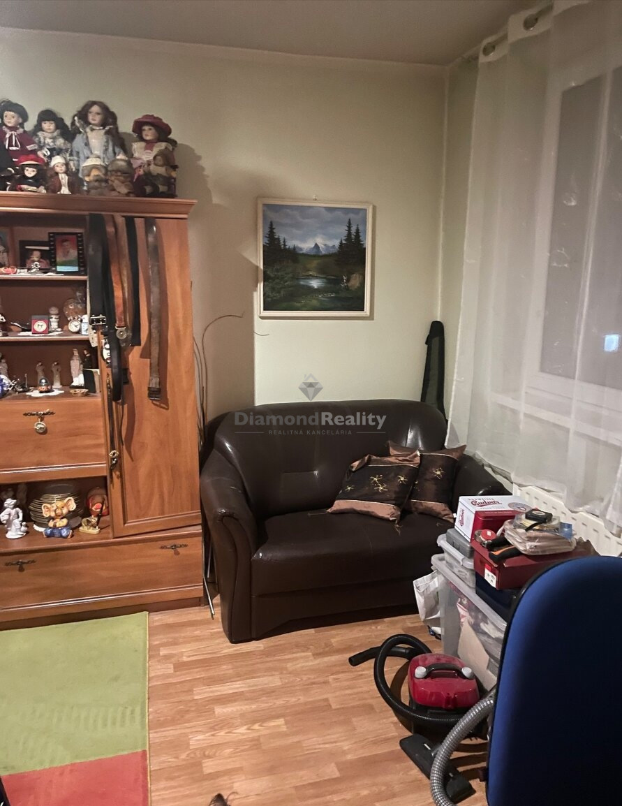 Na predaj 3 izbový byt, ulica Sama Czabana, Rožňava - 6