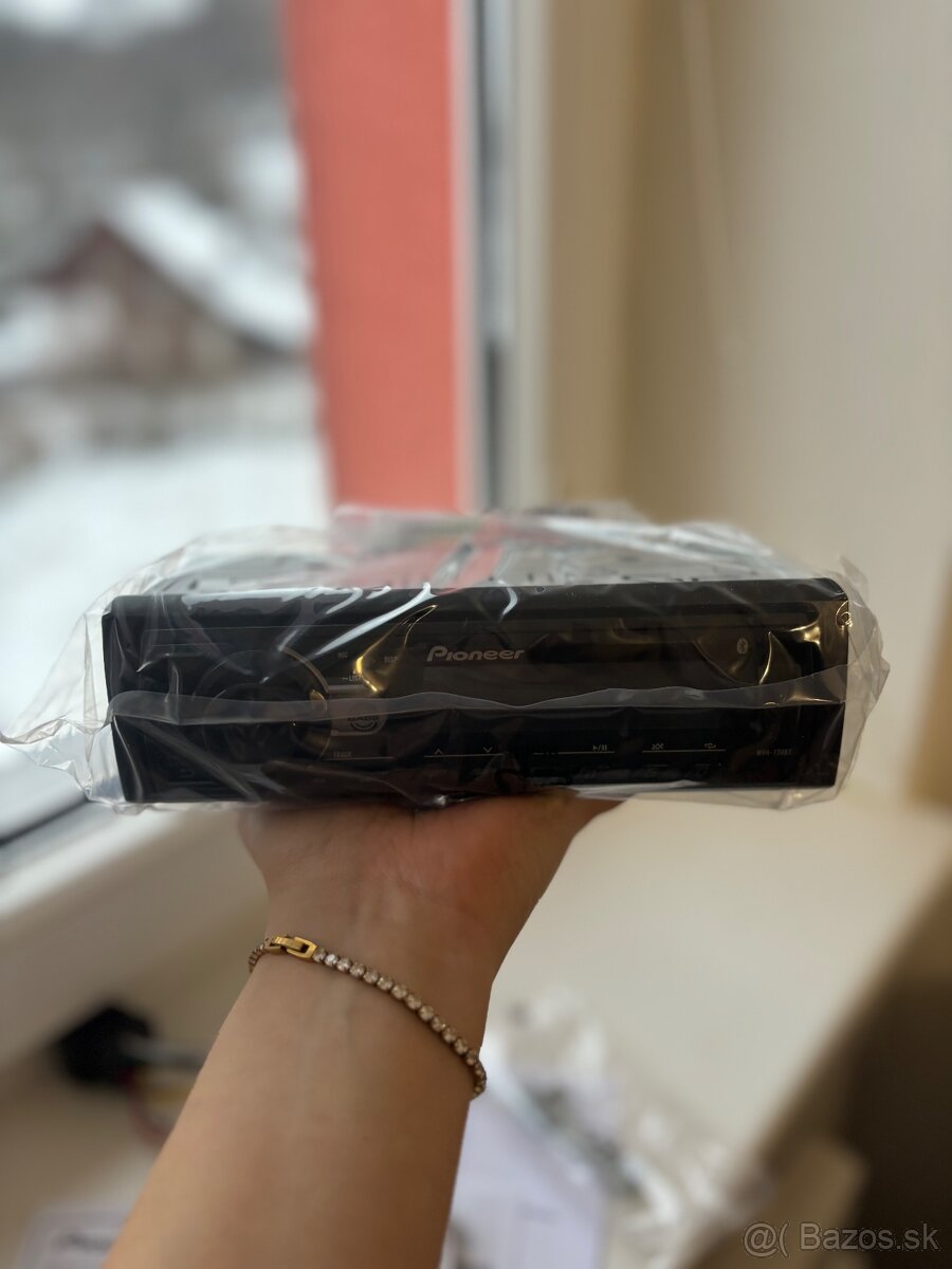 Autorádio Pioneer MVH-230BT - 6