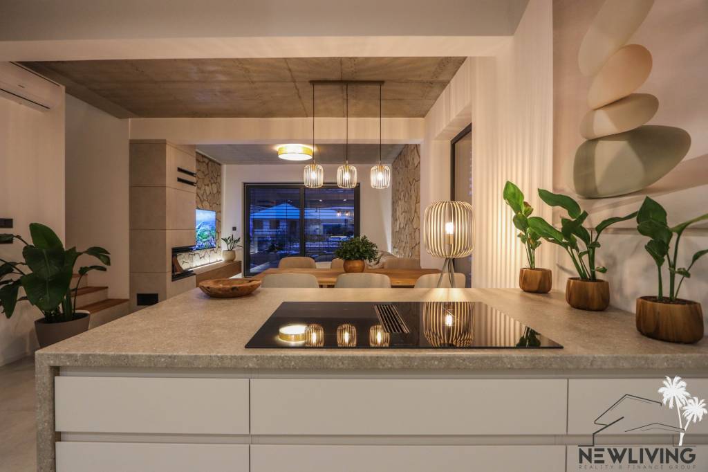 Na prenájom 4iz. nadštandardná novostavba RD s garážou v obc - 6