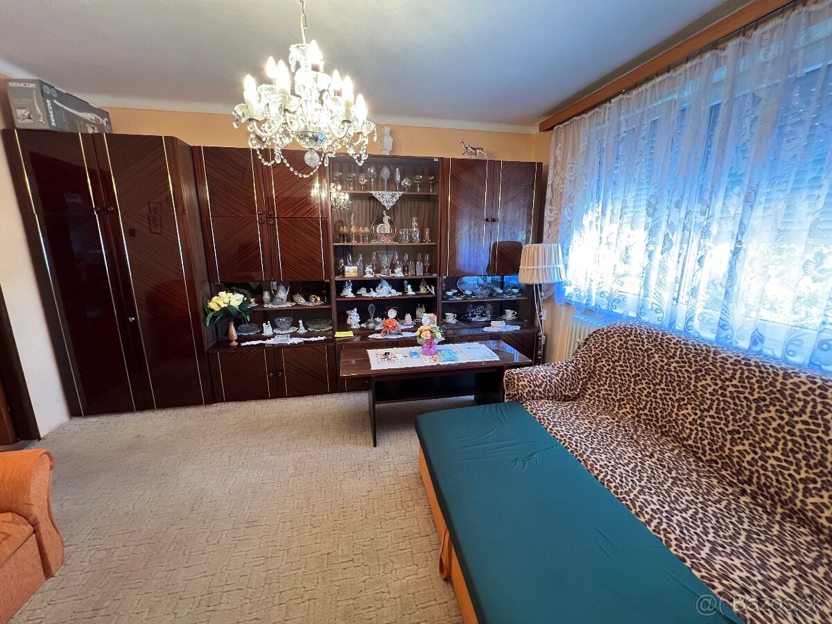 Na predaj 3 izbový tehlový byt, Dvory nad Žitavou - 6