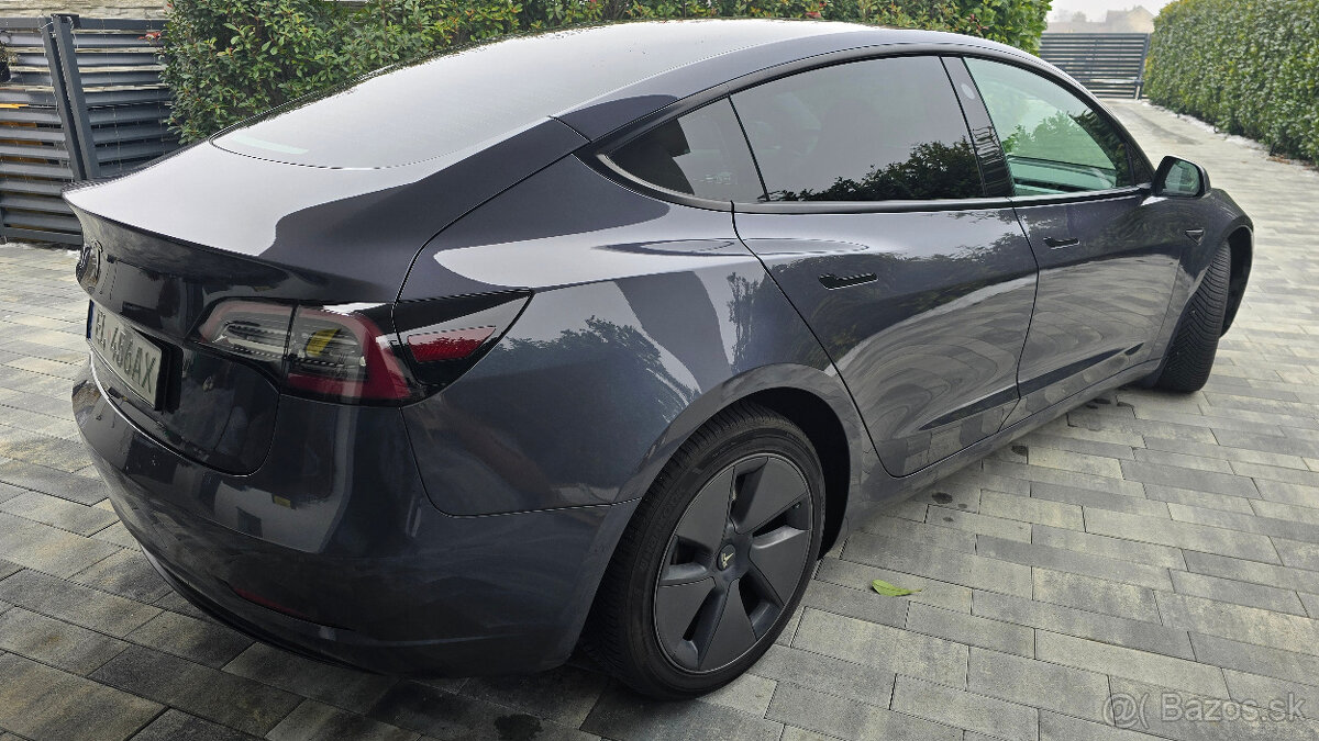 Tesla Model 3 SR+ - 6