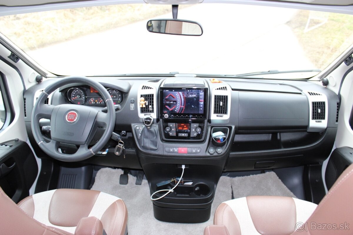 Burstner IXEO 710 TOP STAV - 6