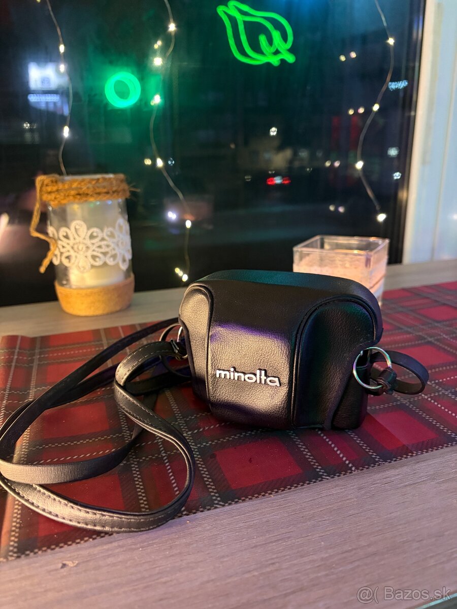 Minolta Hi-Matic F - 6