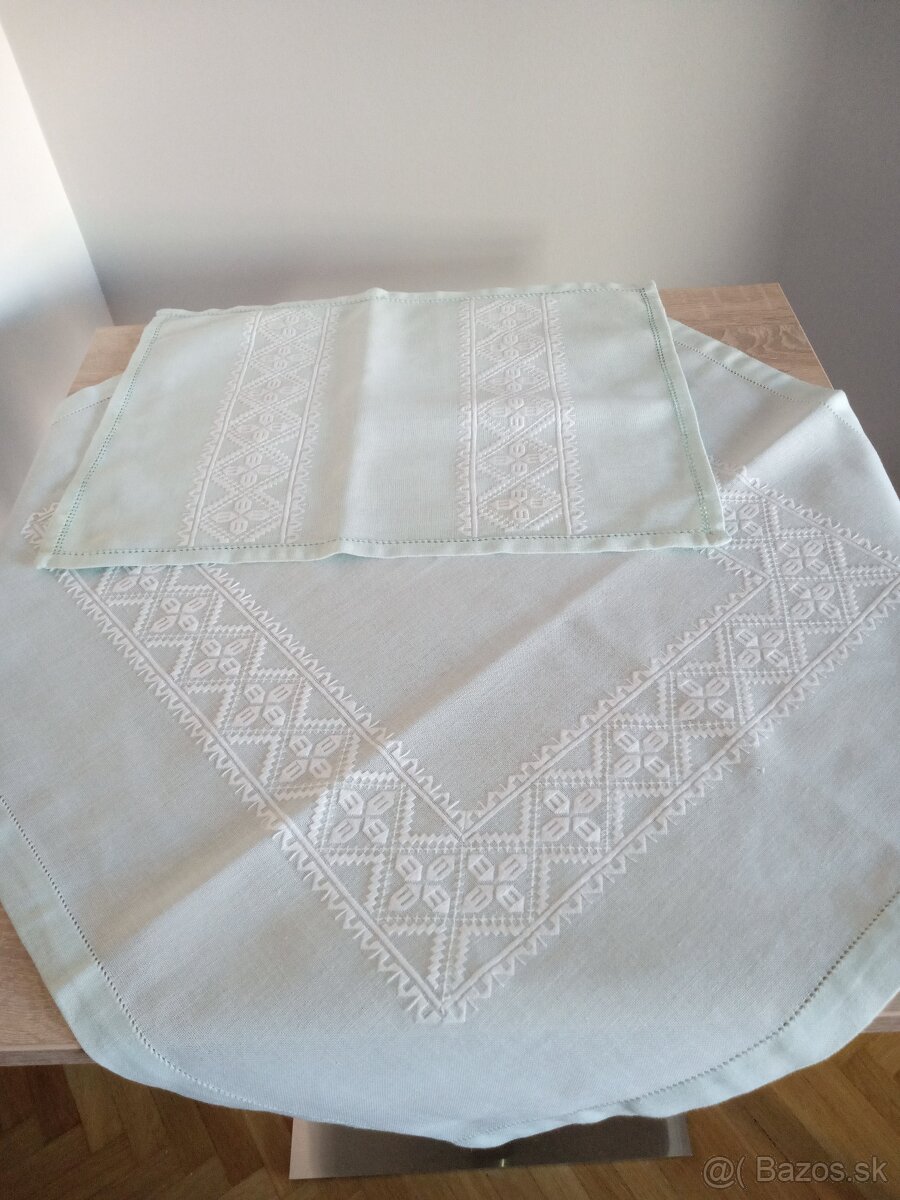 Ručne vyšívané obrusy - 6