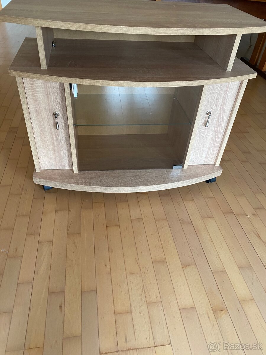 Predám TV stolík dub sonoma ako nový - 6