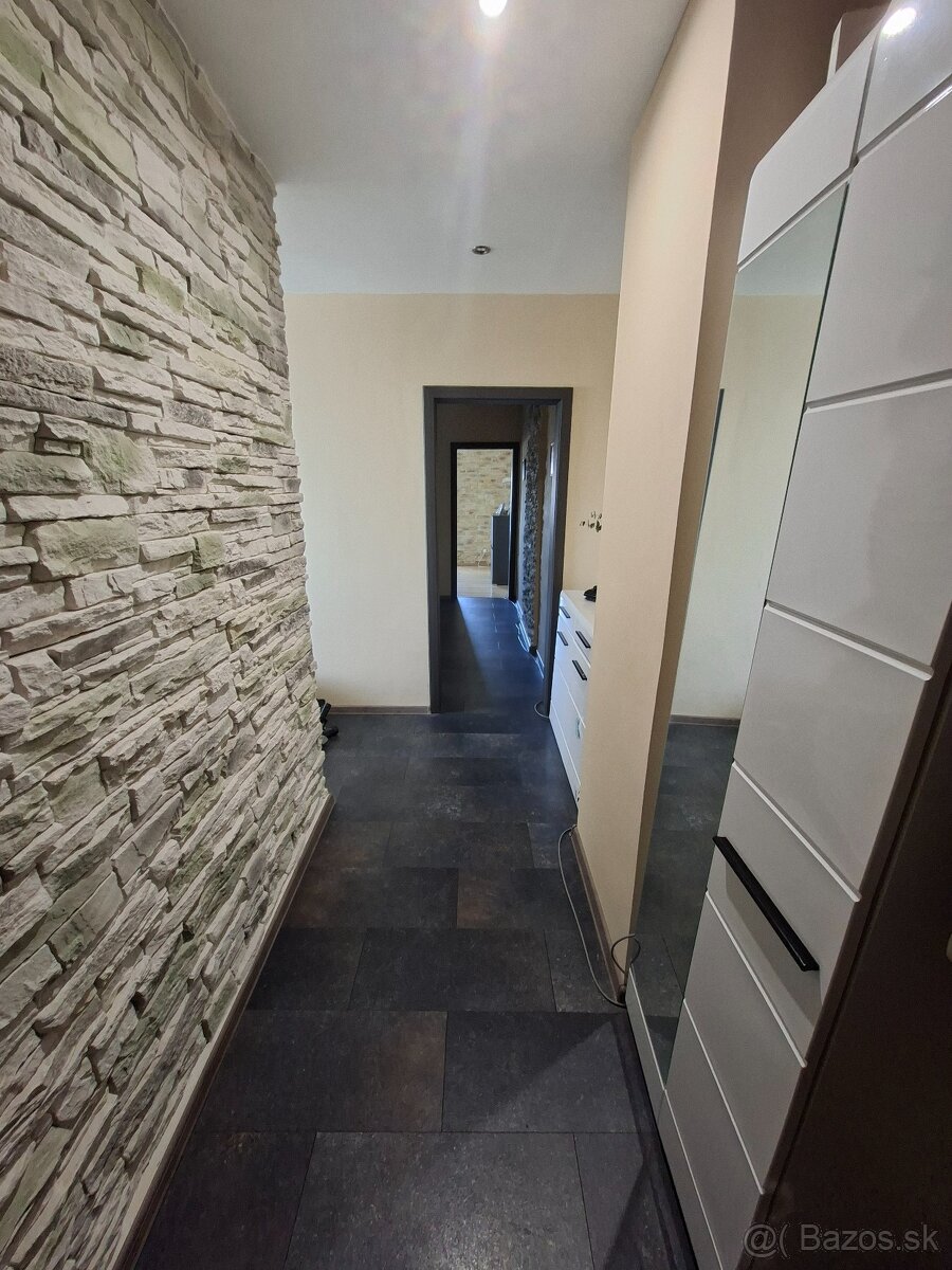 Prenájom 2-izbového zrekonštruovaného bytu - 6