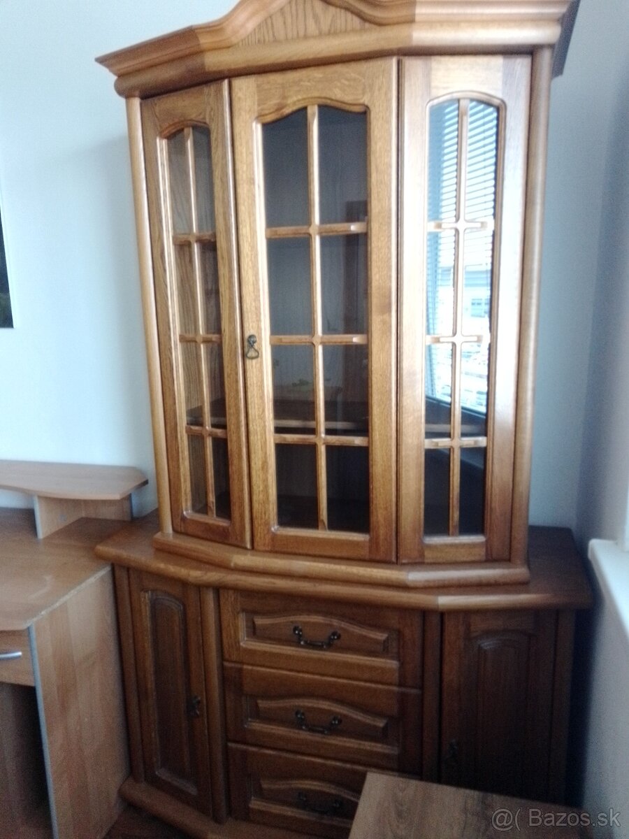 Vitrina vrch 150e spolu 289e - 6