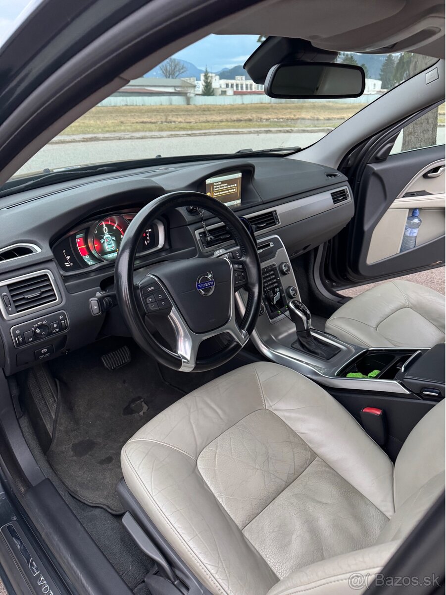 Predam auto Volvo v70 2013 - 6