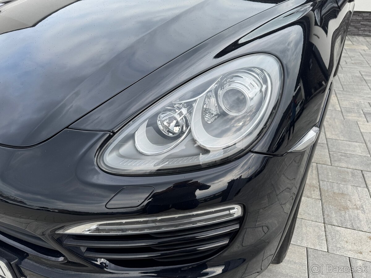Porsche Cayenne - 6