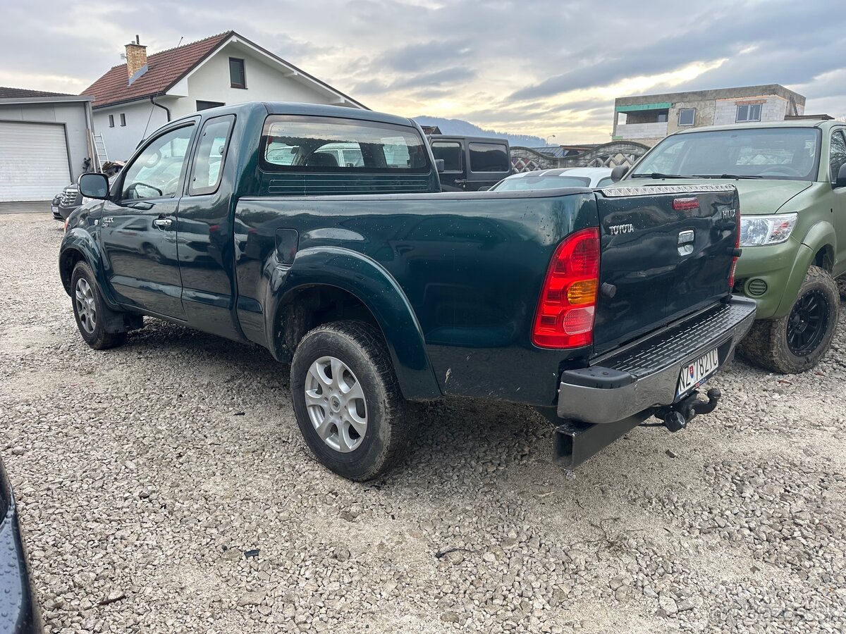 2007 Toyota Hilux 2,5 d4d 2-dverový Dlhá korba - 6