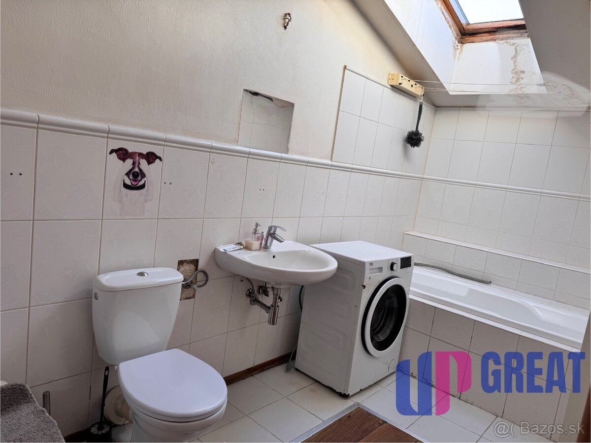 Na prenájom priestranný 3-izb.byt s terasou v meste SKALICA - 6
