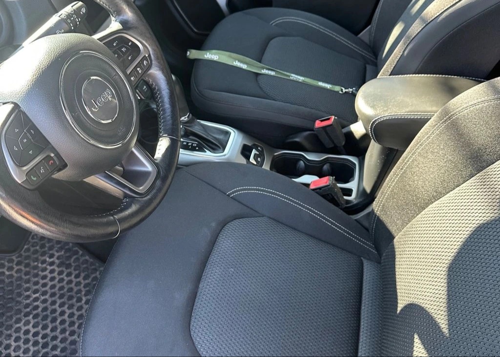 Jeep Renegade, 1,3T, 180k, 4x4, s DPH - 6