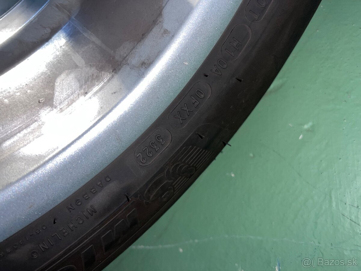 Predám zimnú sadu – Mercedes-Benz w206 alu disky 17 - 6