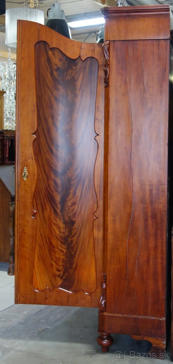 Skriňa starožitná – „NUSSBAUM“. - 6