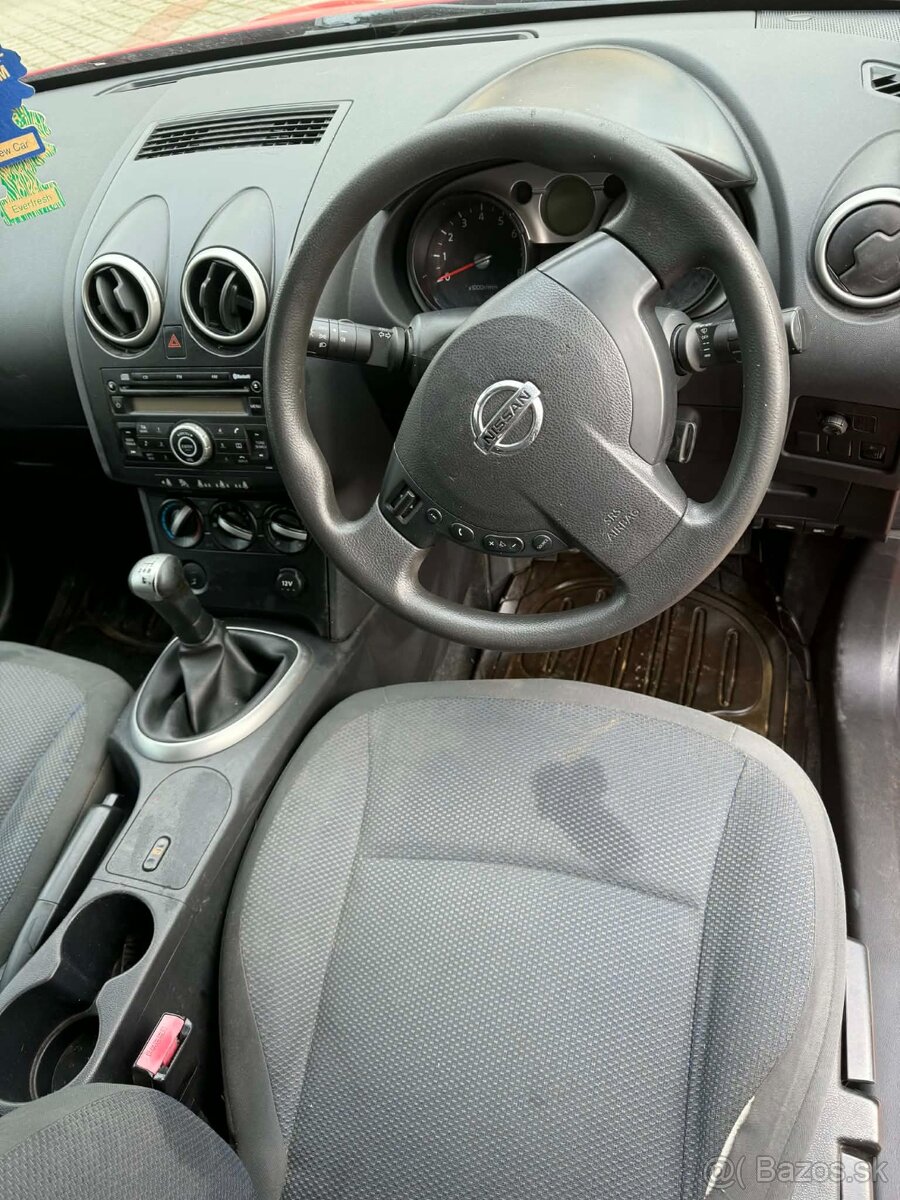 Nissan quashqai 1.6 - 6