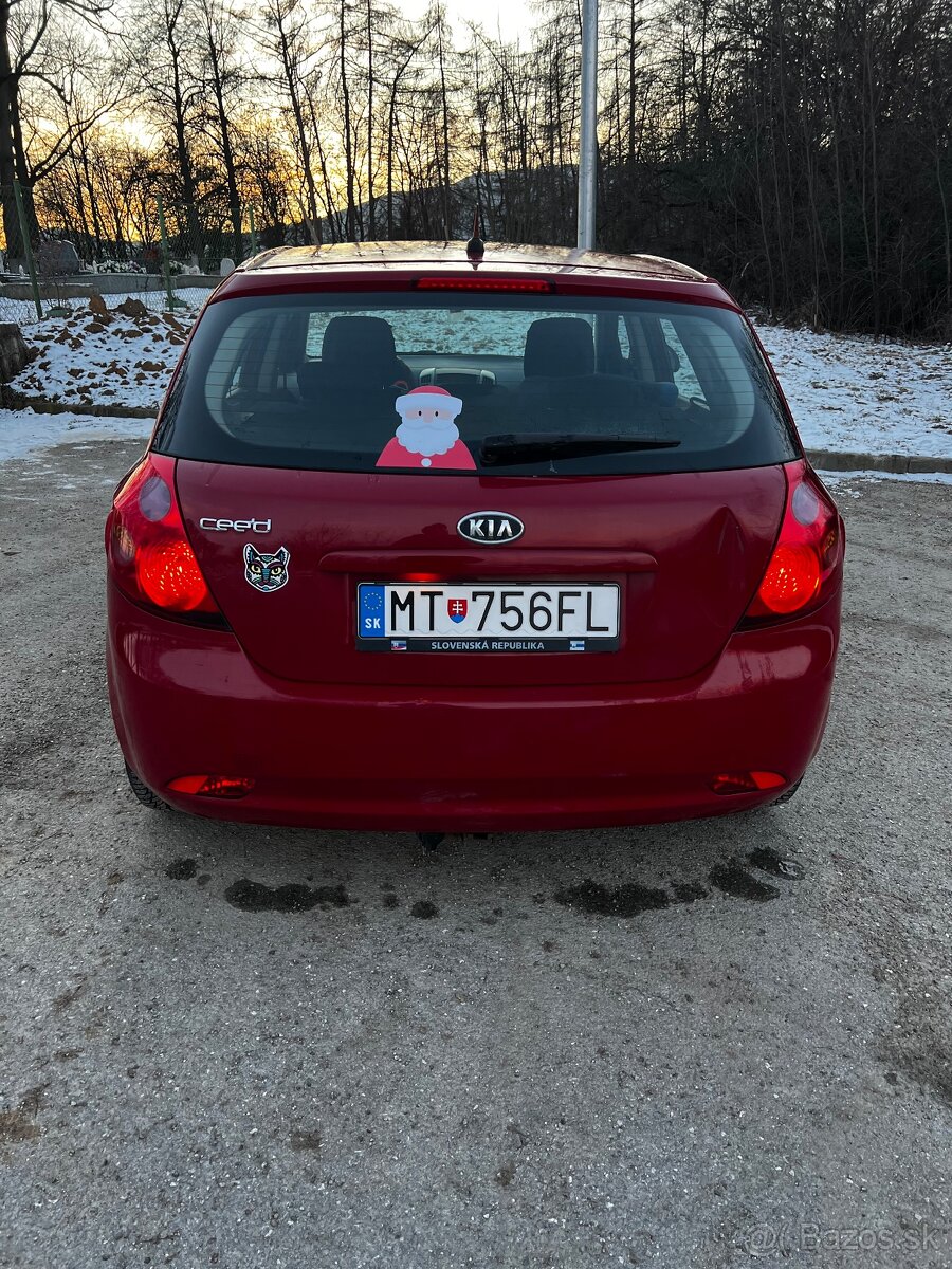 KIA ceed - 6