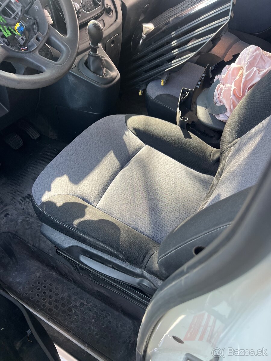 Opel vivaro 1,6dci - 6