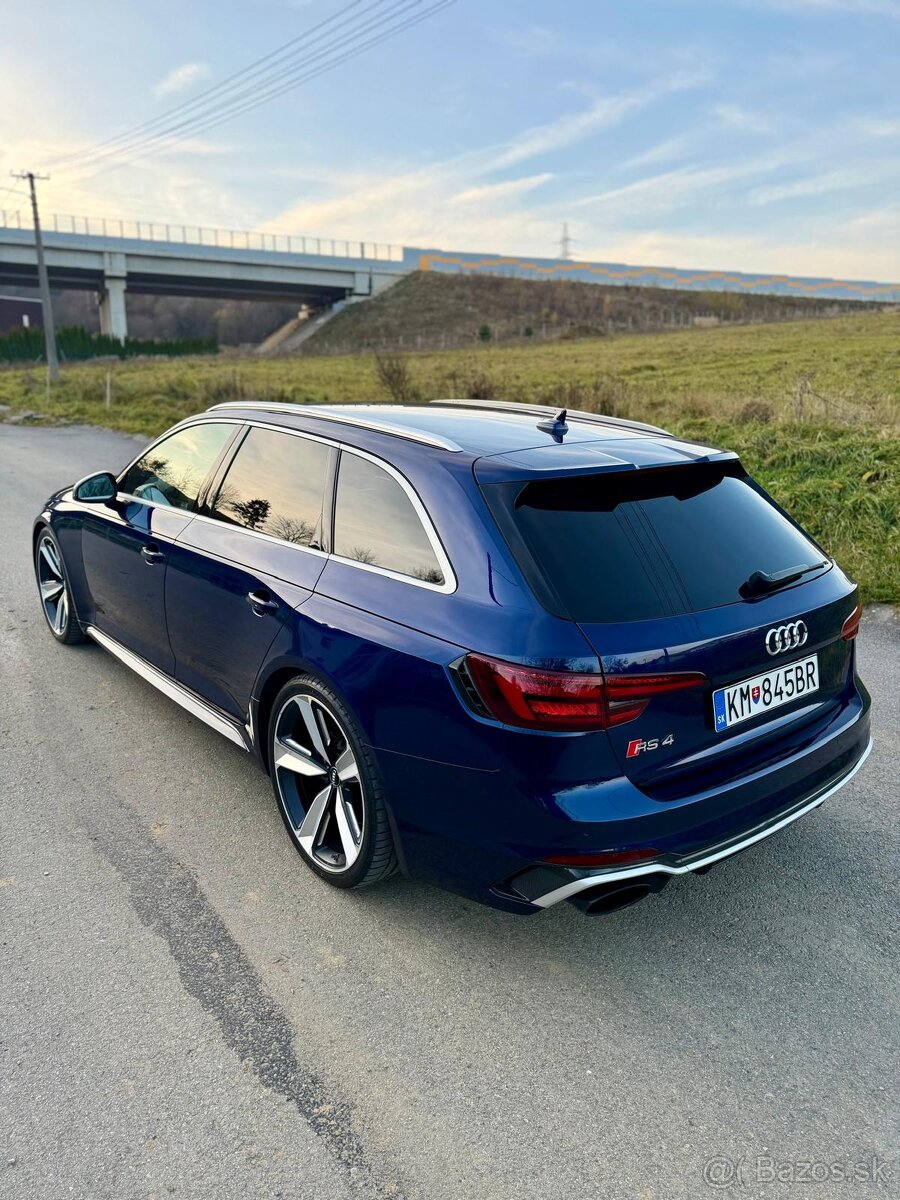 Audi RS4 Avant B9 quattro 59tis km CERAMIC CARBON VAM R1 - 6