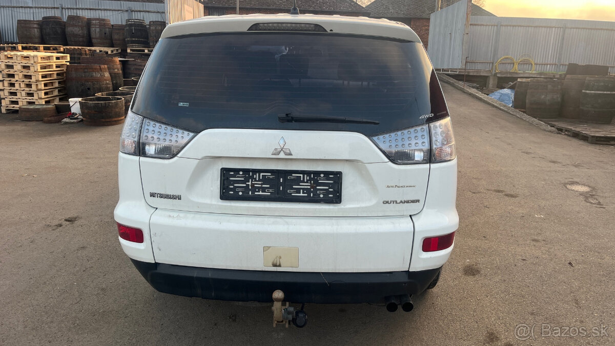 377. MITSUBISHI OUTLANDER 2.2 Di-D 4N14 - 6