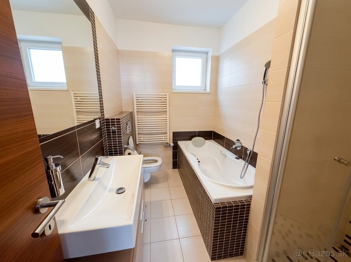 Luxusný, veľkometrážny byt 137m2 s 2 terasasami v Centre - 6