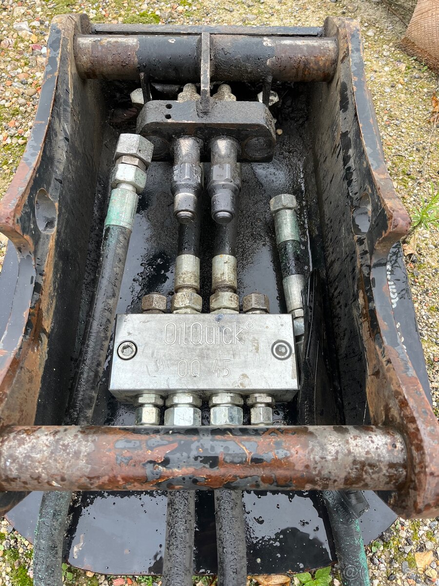 Jedinečná ponuka Rychloupinak Oilquick OQ45 - 6
