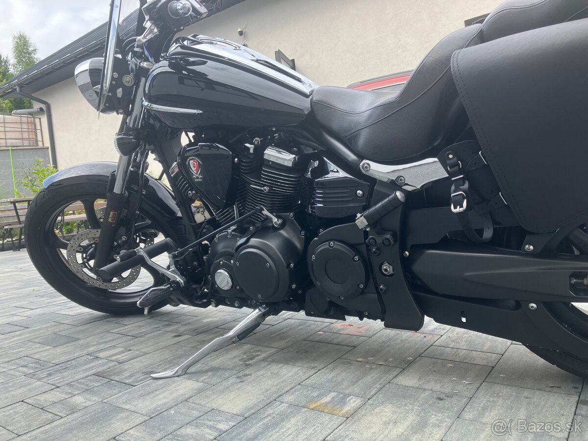 Yamaha Raider XV 1900 - 6