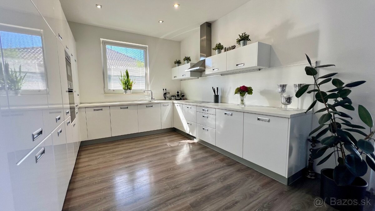 NA PREDAJ nízkoenergetický 4izb. bungalov, Rajka - 6