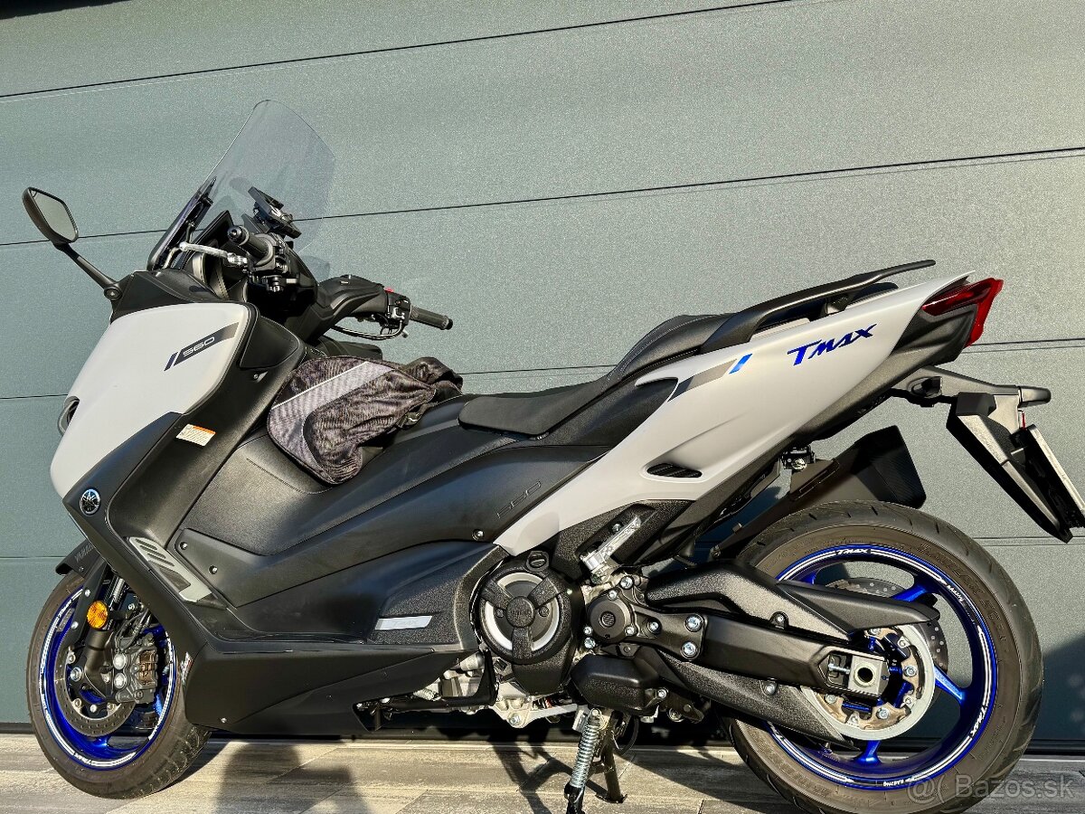 Yamaha Tmax 560 - ako nový - 6