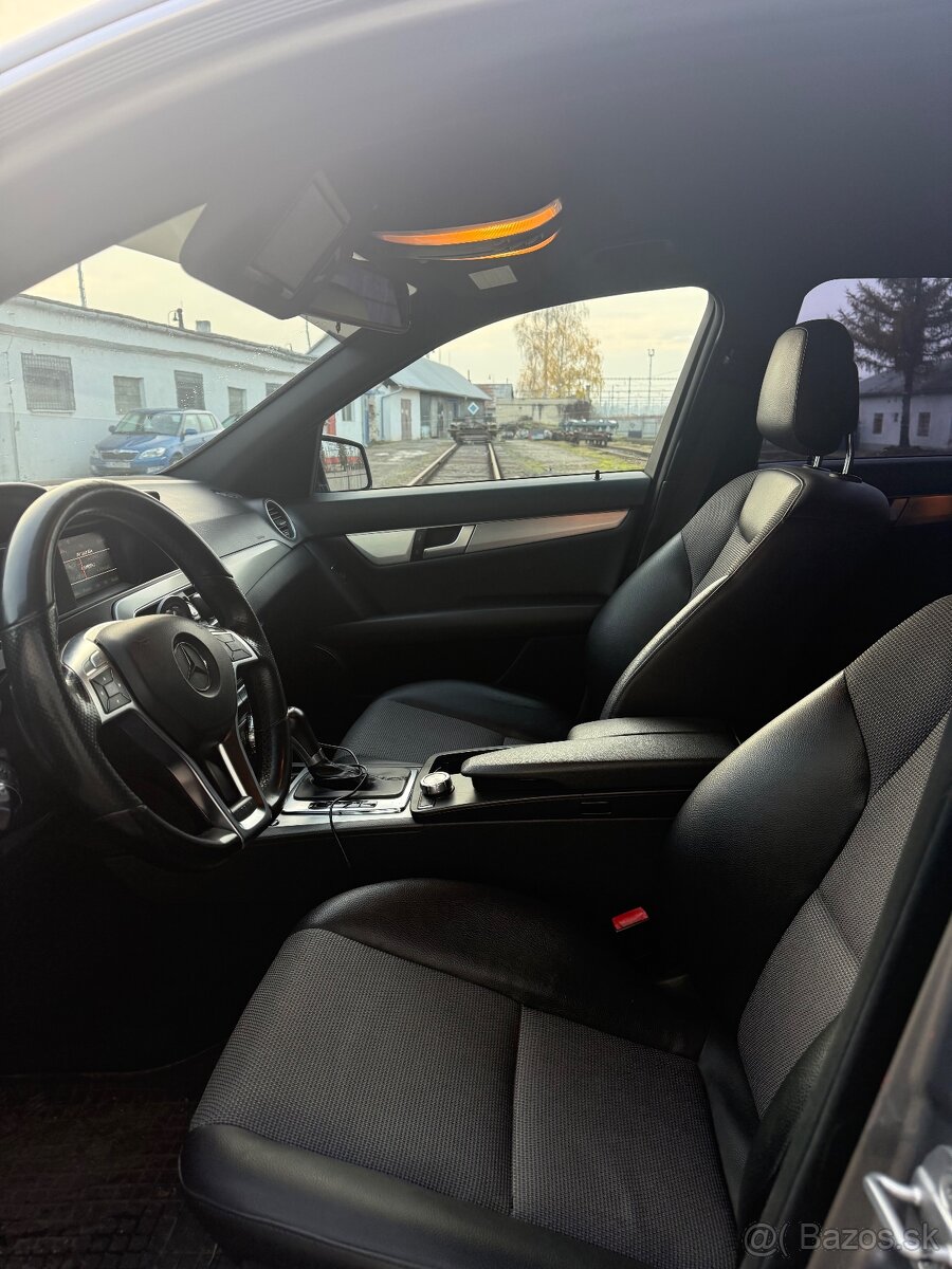 Mercedes C250 4Matic - 6
