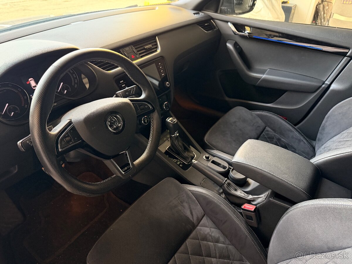 ŠKODA OCTAVIA RS 245 180kW DSG 2018 - 6