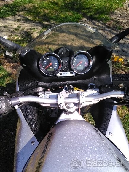 Suzuki Bandit 600 - 6