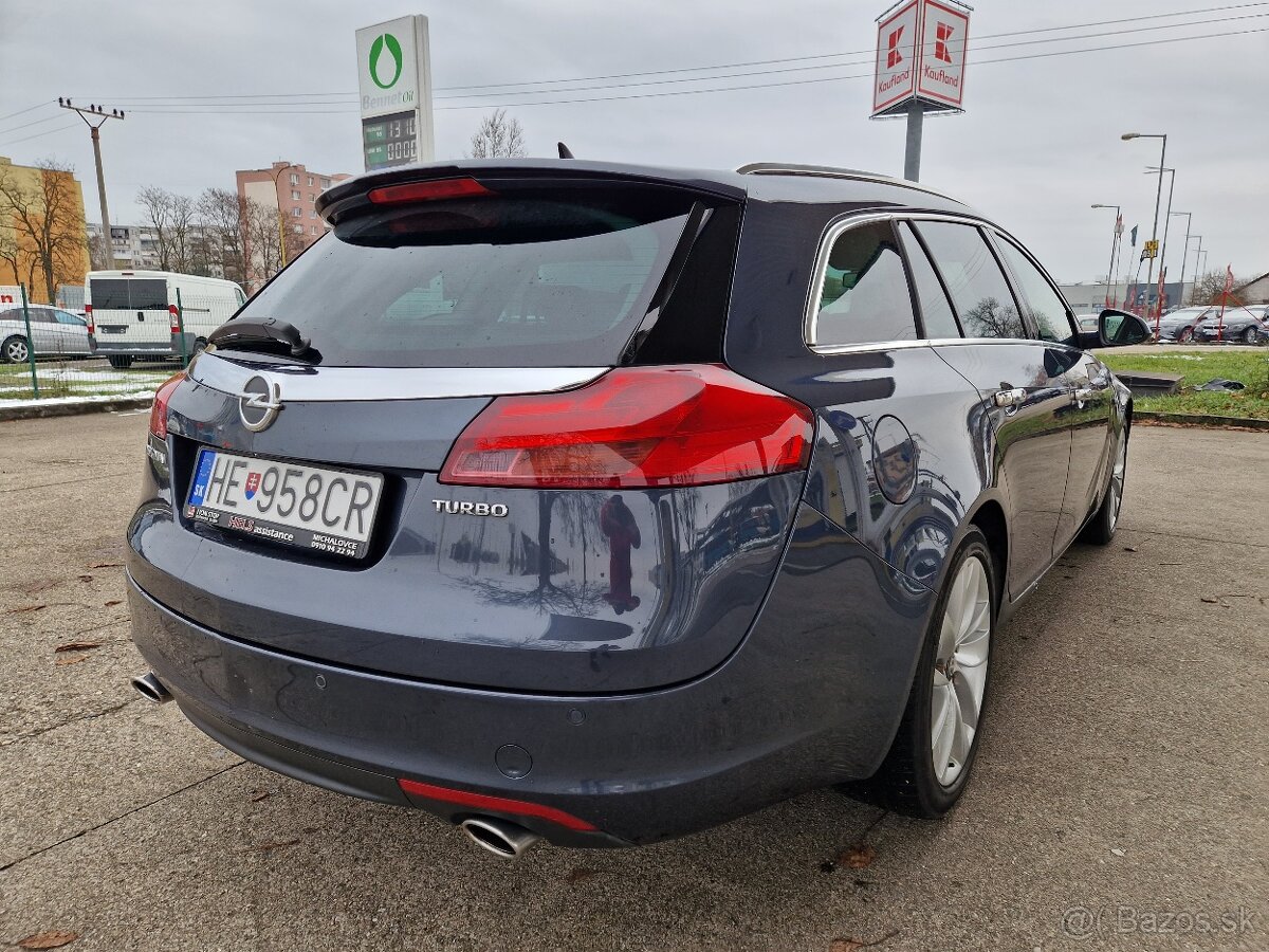 Opel Insignia ST 1.6 Turbo ECOTEC Cosmo - 6