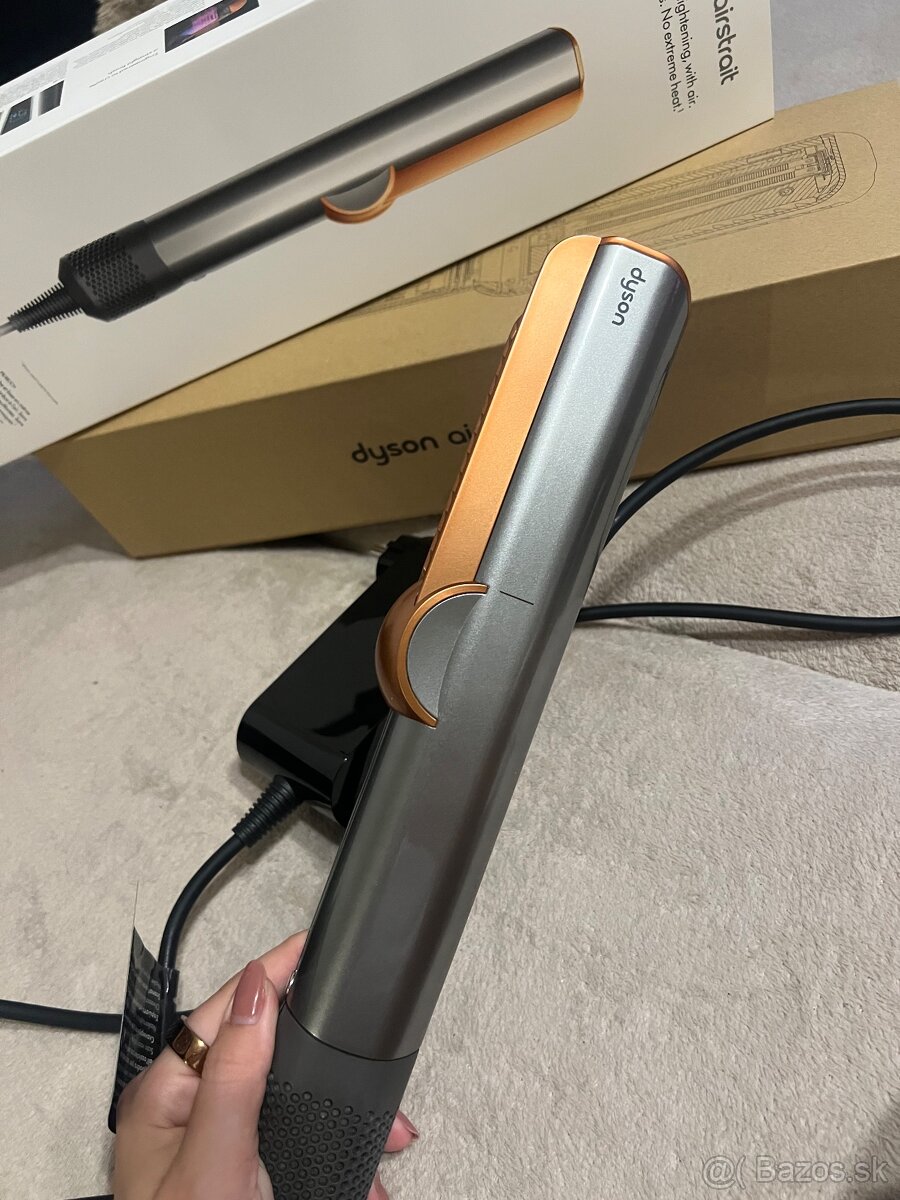 Dyson airstrait - 6