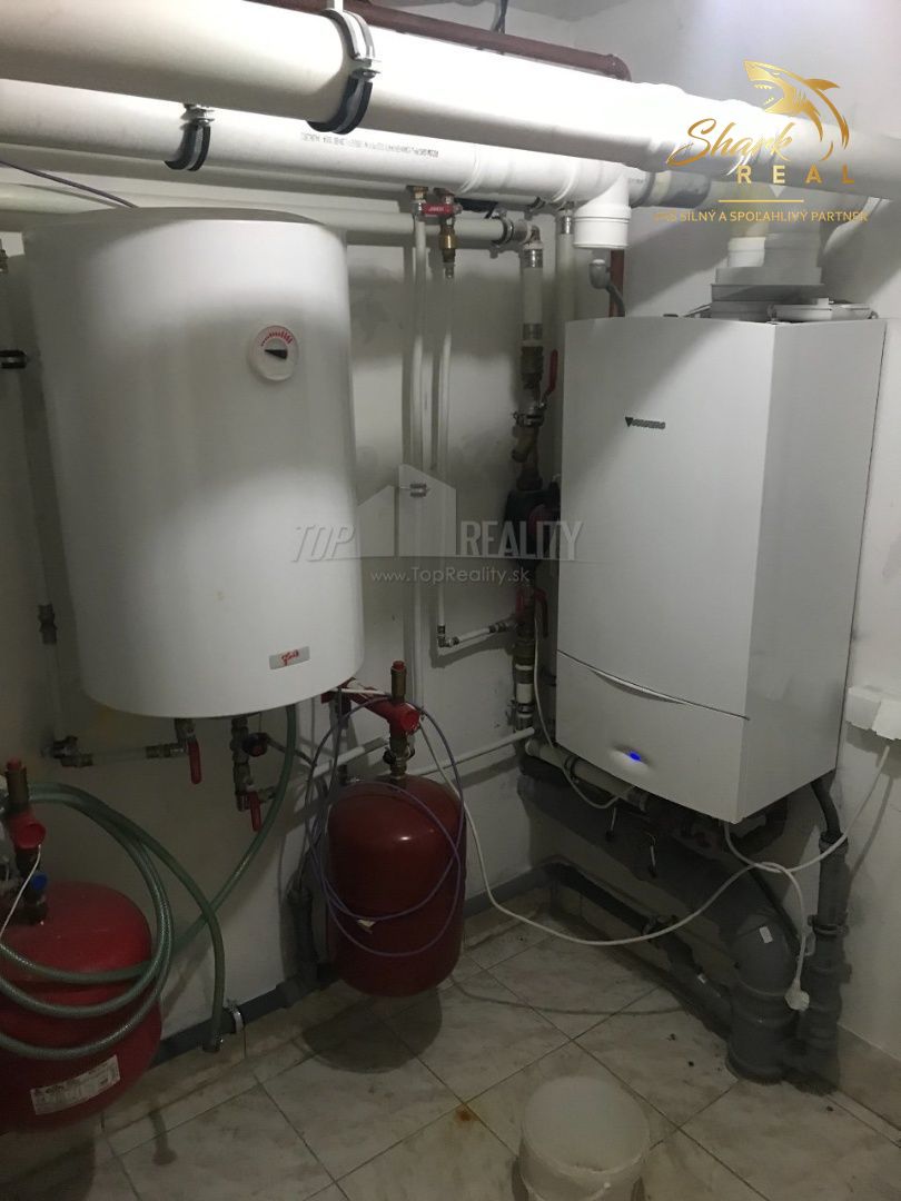 Budova v centre, prerobiť na bytový dom? Je to na Vás - 6