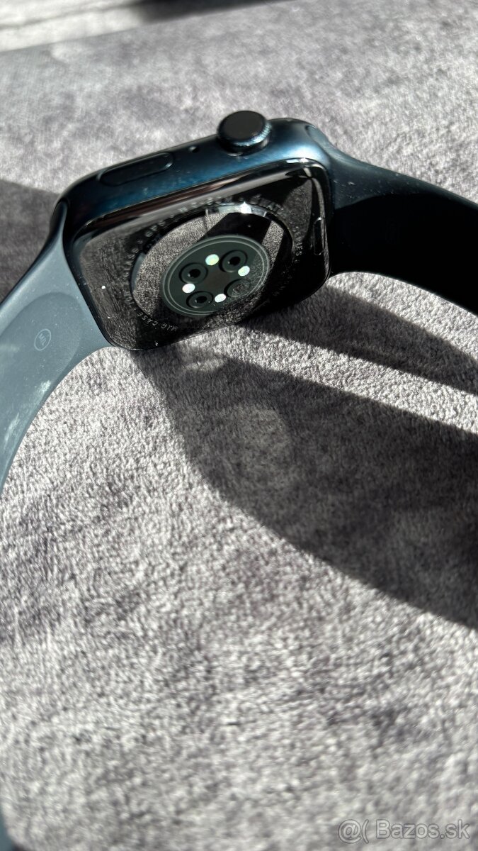 Apple Watch series 8 - 6