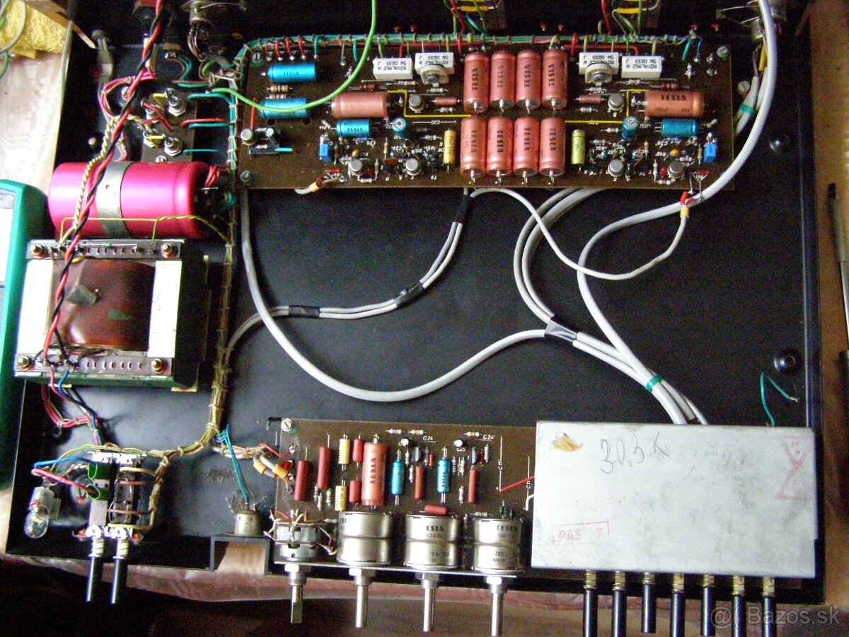 Gramofón Tesla NZC420 + reproduktory 1PF 067 33 - 6