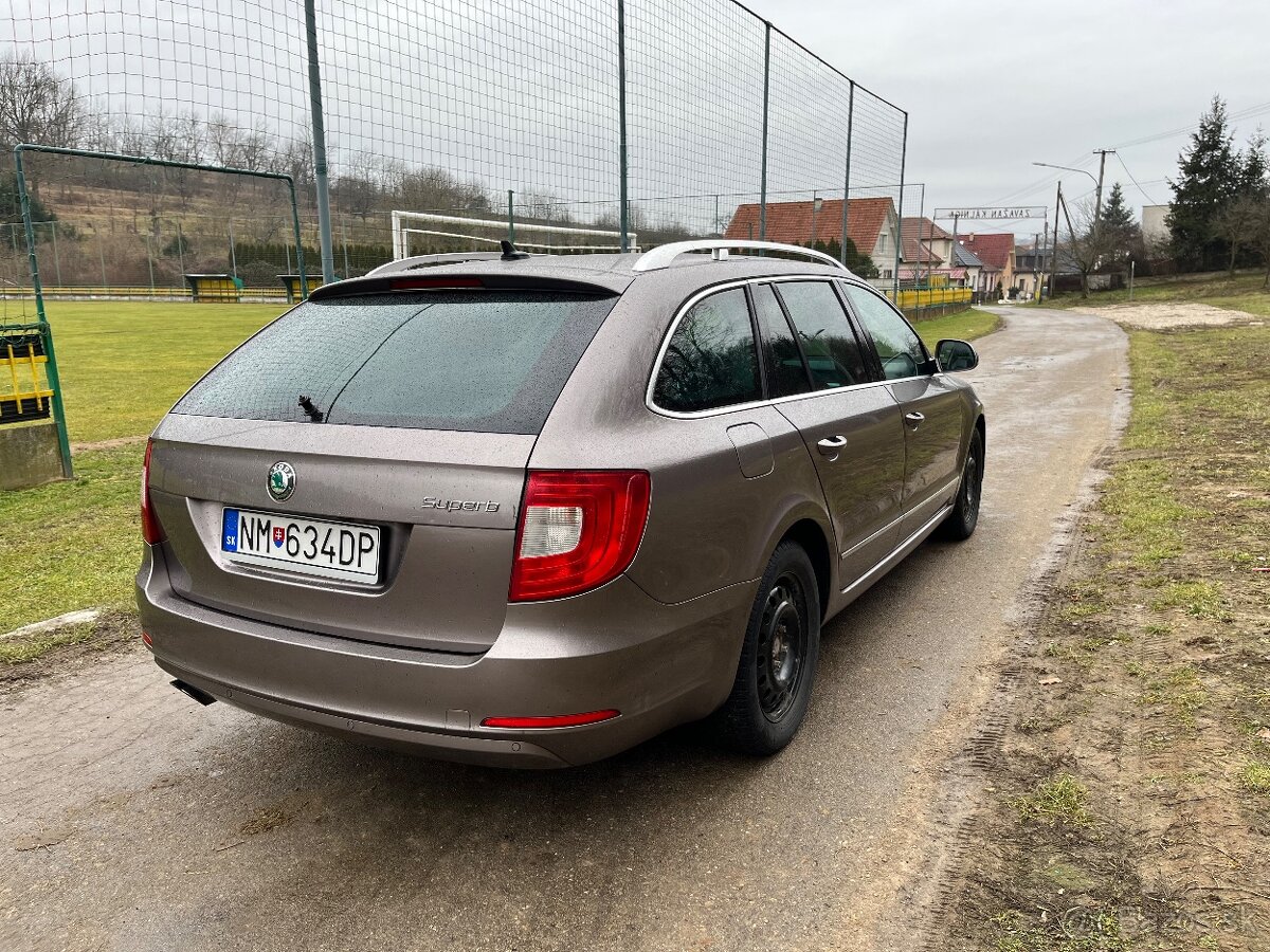 Skoda Superb Combi 2.0 TDI - 6