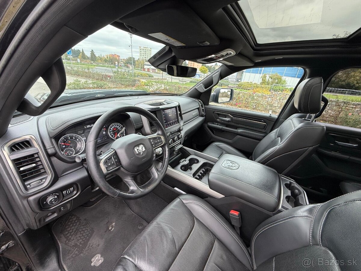 Dodge Ram 1500 šport 4x4 - 6