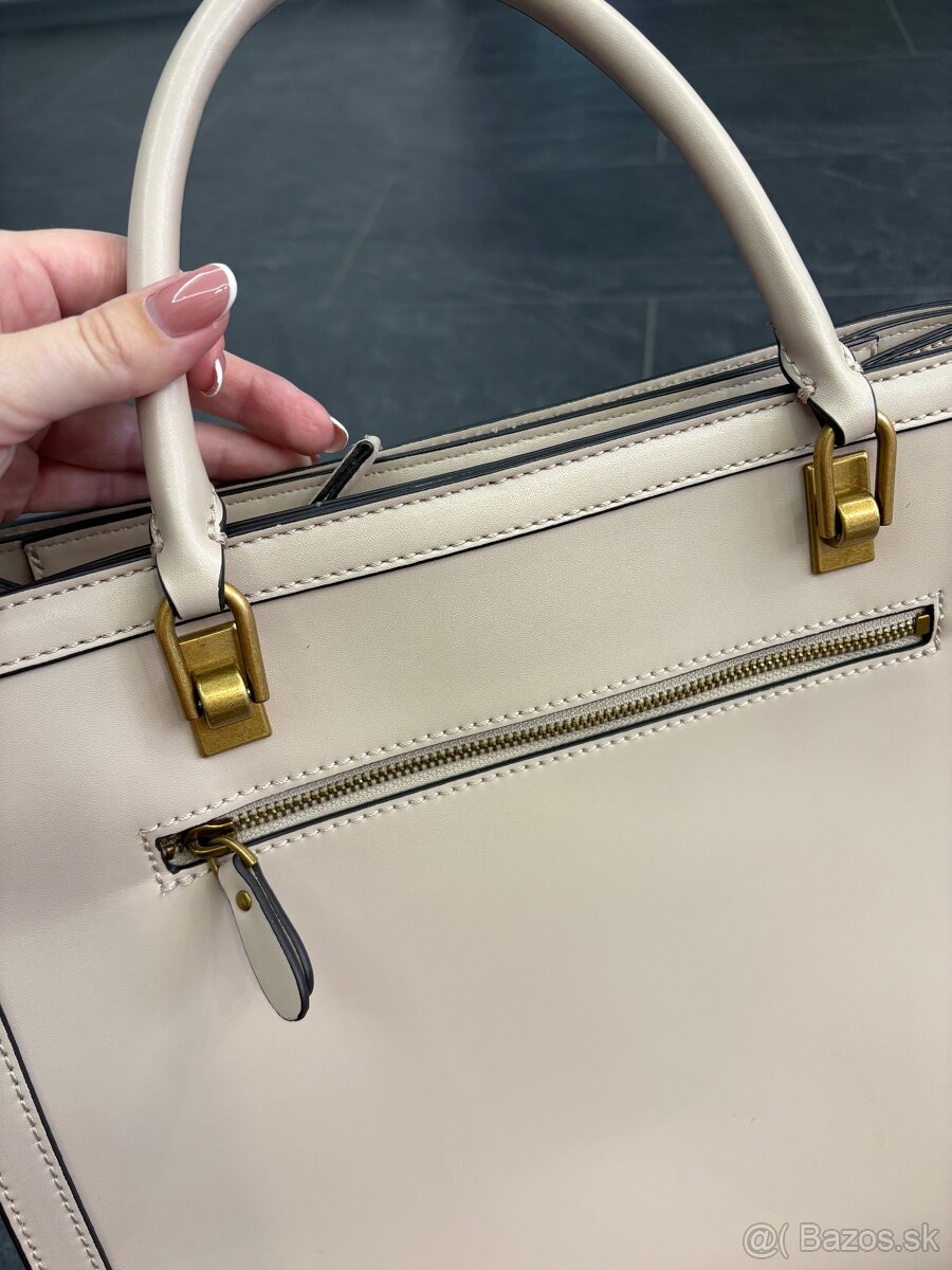 Kabelka Guess bežová - 6