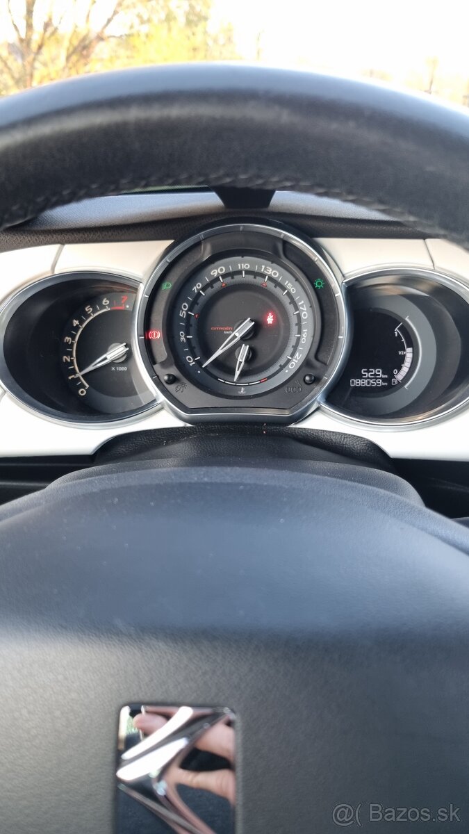 Citroën DS3 1.2 PureTech, 60 kW, 88 000 km, 2014 - 6