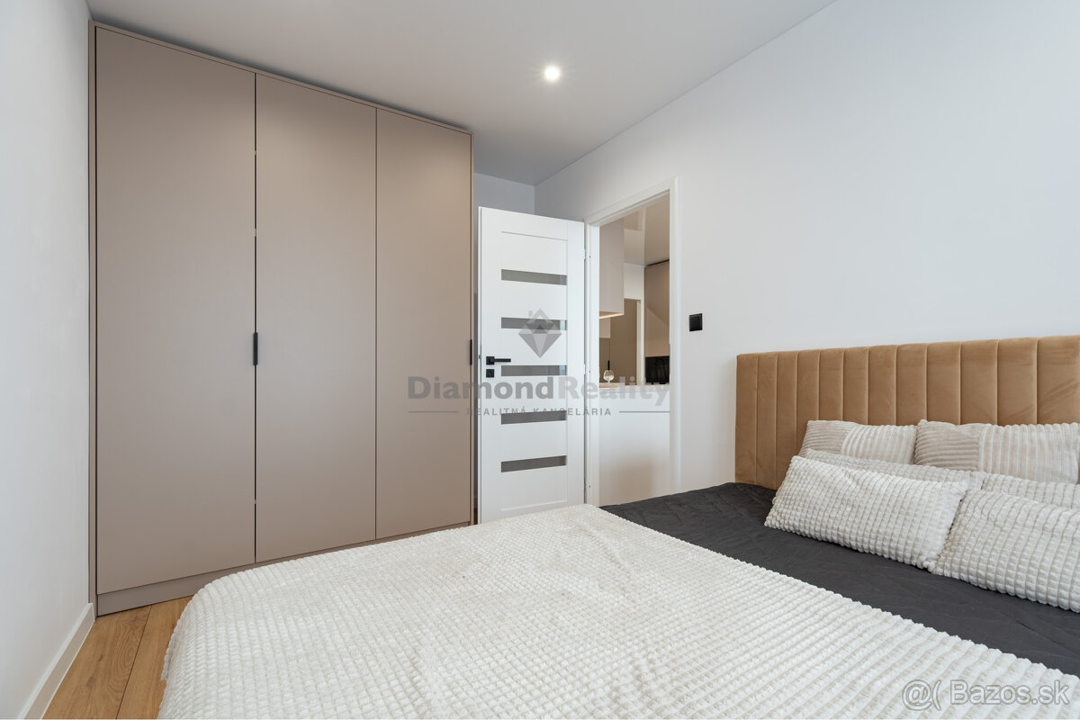 NA PREDAJ 2 IZBOVÝ BYT S LODŽIOU PO KOMPLETNEJ REKONŠTRUKCII - 6